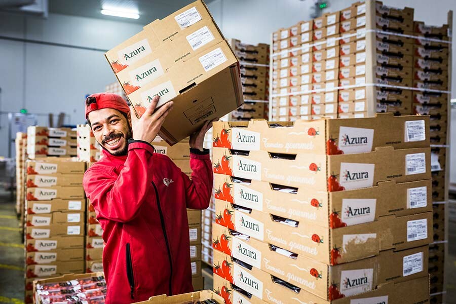 Un employé du Groupe Azura