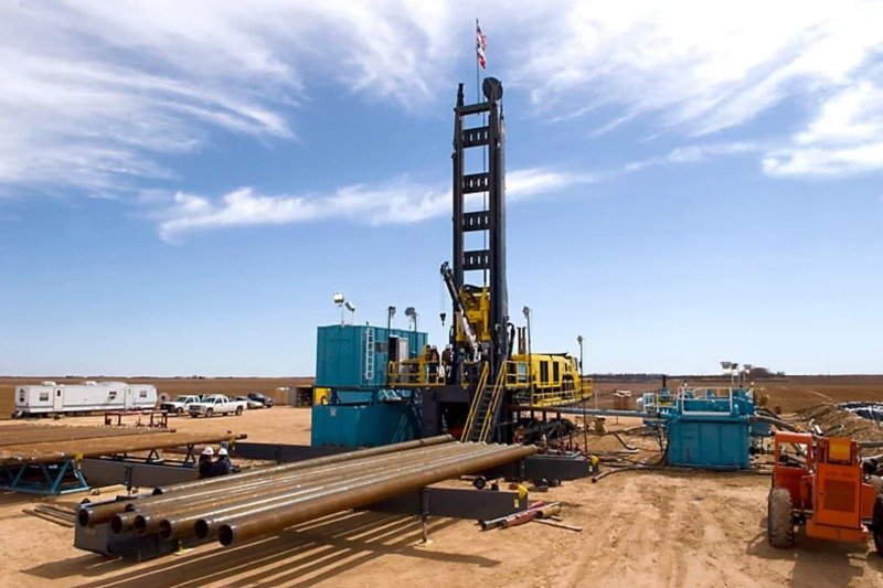 Une unité de forage de Predator Oil & Gas.