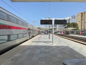 Le train grande vitesse Al Boraq à la station de Tanger Ville. Crédit : Le Desk