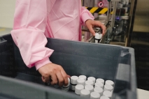 Une unité de production de médicaments à Casablanca.