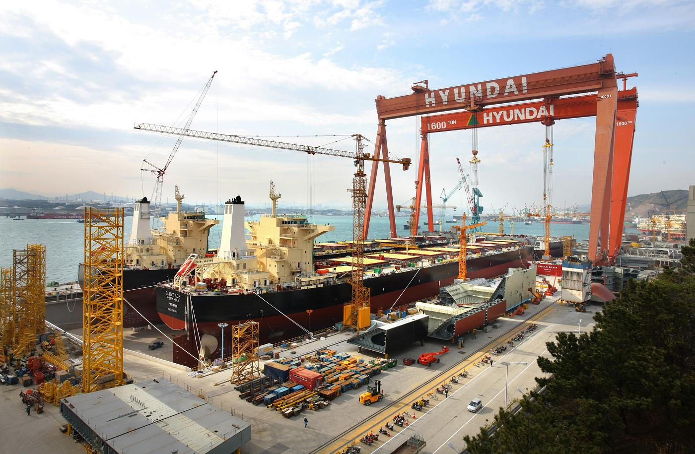Le chantier naval d'Ulsan en Corée du Sud. Crédit: HD Hyundai