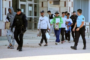 Des migrants renvoyés au Maroc.