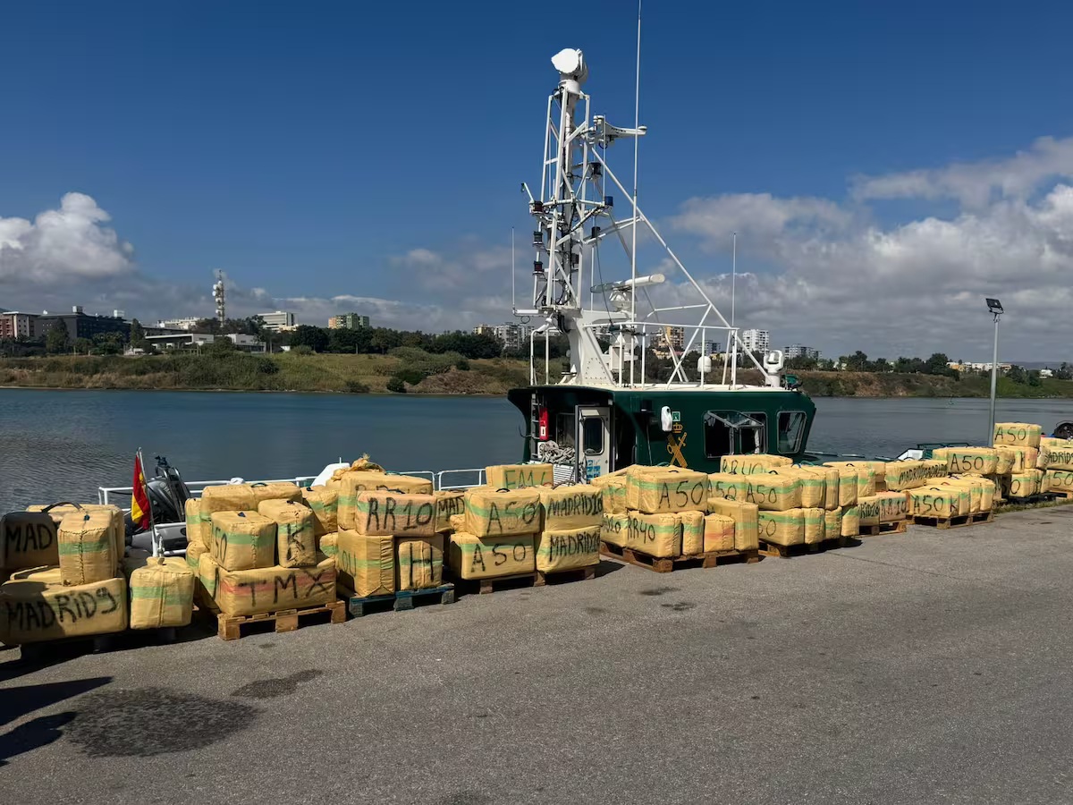 Drogue saisie par le Service maritime de la Guardia civile dans le détroit. Crédit : Guardia Civil