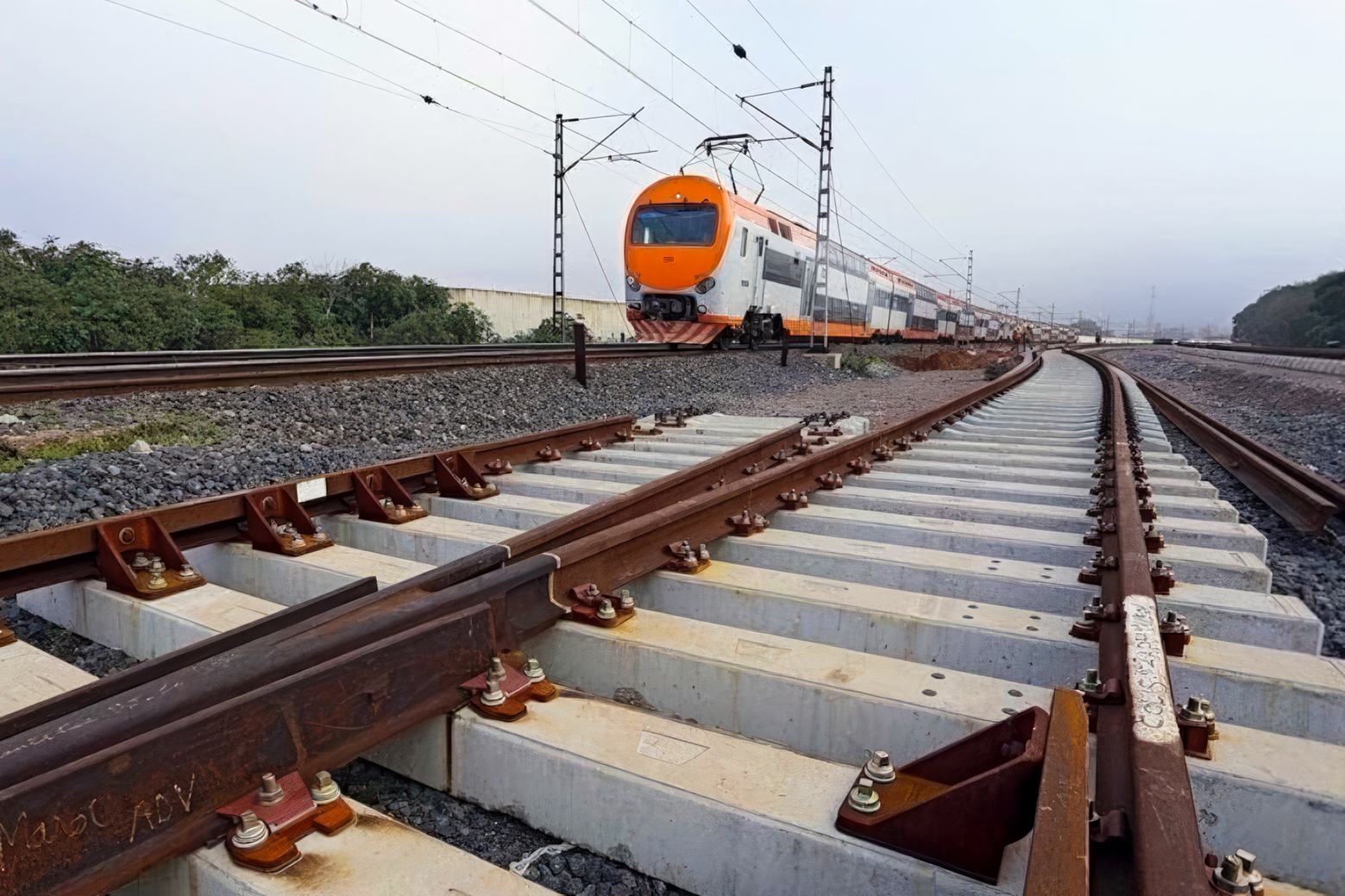 Un train navette rapide de l'ONCF.