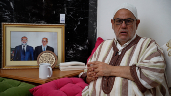 secrétaire général du PJD, Abdelilah Benkirane exhortant dans les mêmes termes les manifestants du mouvement Gen2212 de mettre un terme à leurs manifestations dans l'intérêt de la Nation