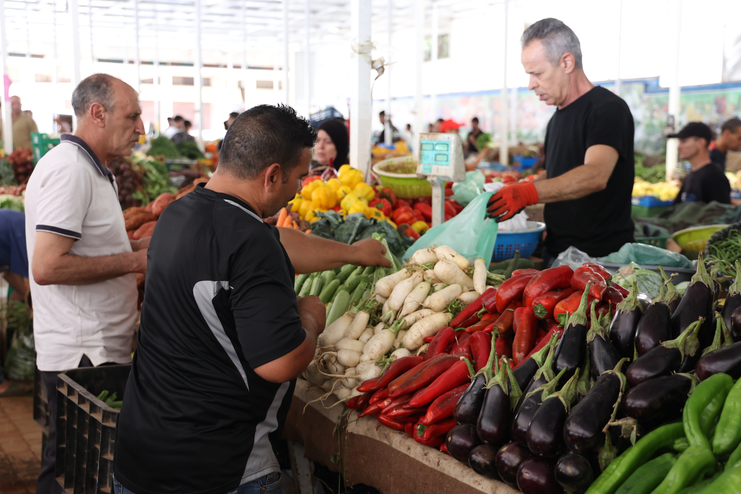 Le marché de proximité Imam Ali à Fès. Crédit : MAP