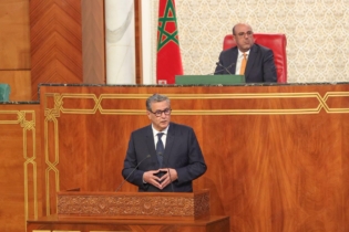 Le chef du gouvernement Aziz Akhannouch devant la Chambre des conseillers