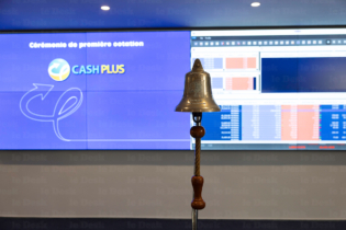 Lors de la première séance de cotation de Cash Plus. Crédit : Mustapha Razi / Le Desk