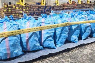 La cargaison de drogue saisie par les services de la Sûreté nationale et de la Douane, le jeudi 25 décembre 2025 au port Tanger Med.