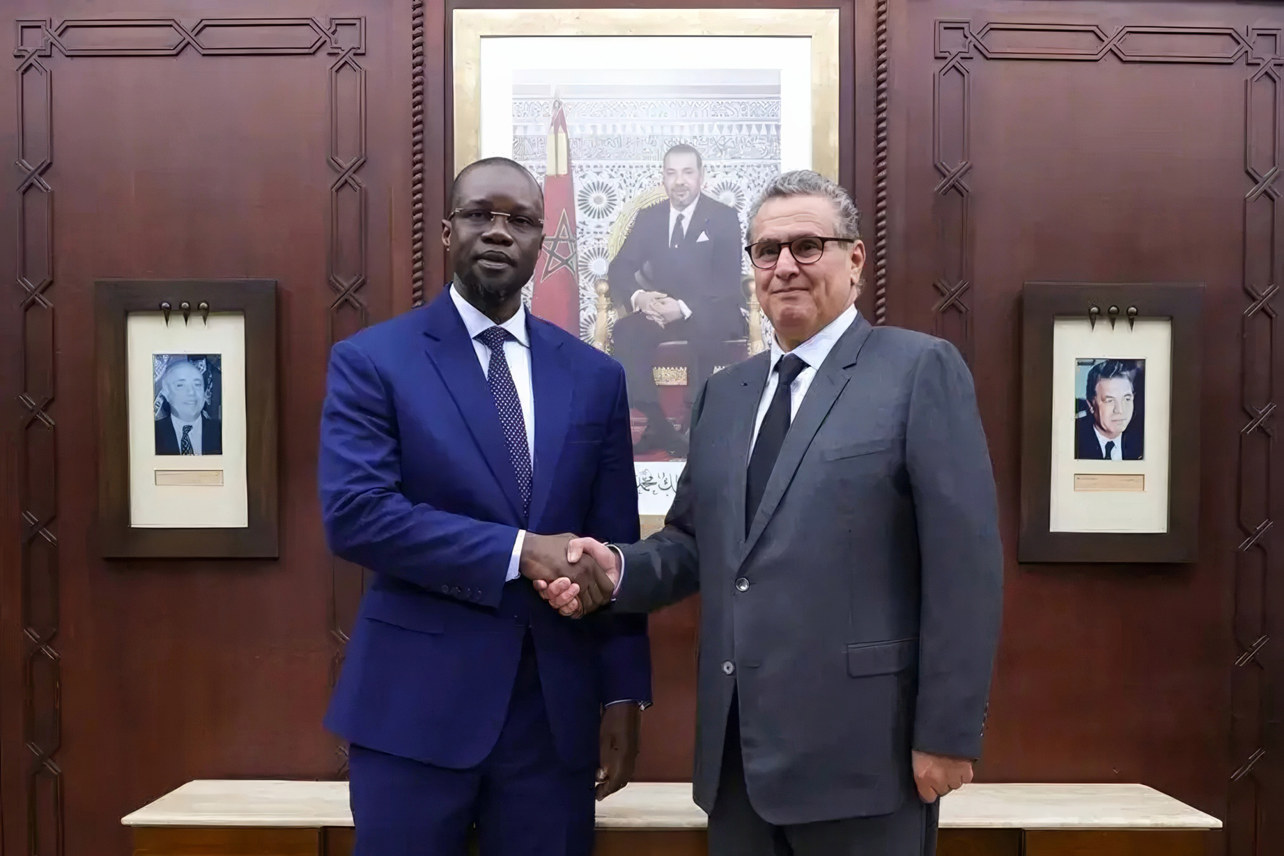 Aziz Akannouch, Chef du gouvernement, et son homologue sénégalais Ousmane Sonko à Rabat, le 26 janvier 2026.