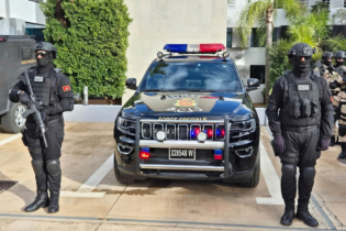 Des éléments des forces spéciales de la Direction générale de la surveillance du territoire (DGST).