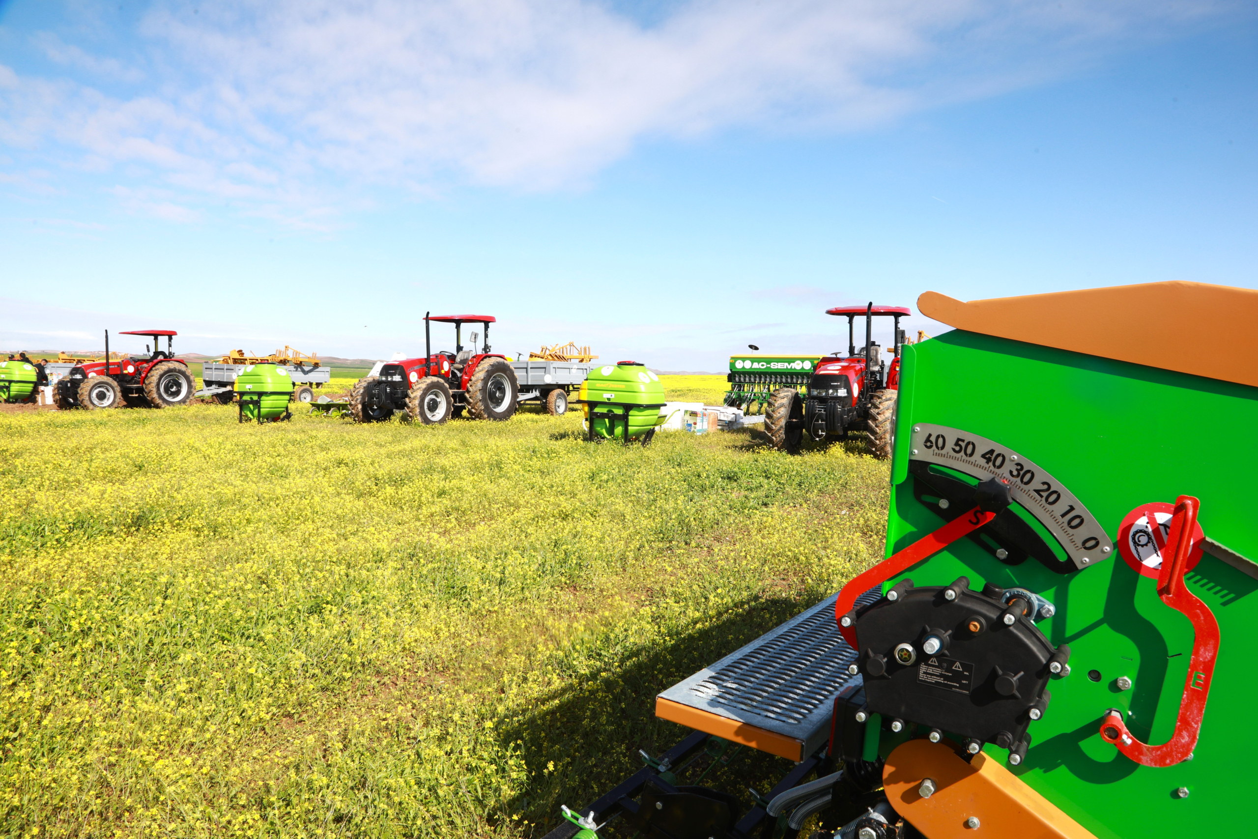 Des engins sur une exploitation agricole dans la province de Rehamna (photo d'illustration).