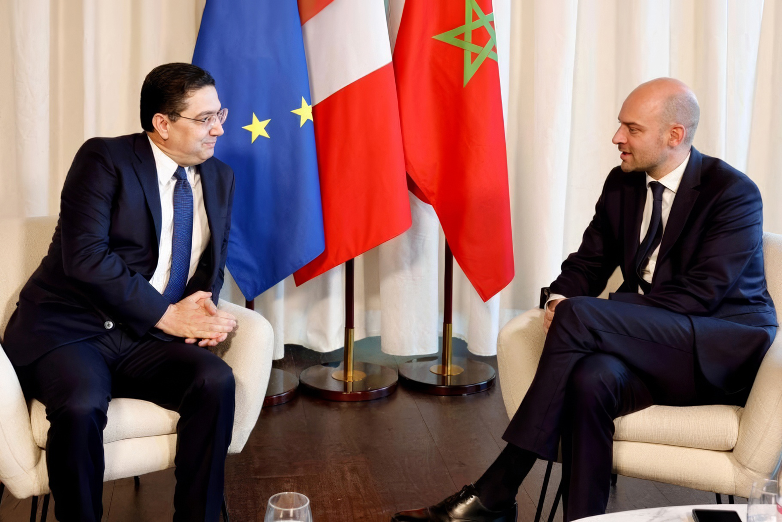 Nasser Bourita, ministre des Affaires étrangères, et son homologue français Jean-Noël Barrot, à Paris, le 10 mars 2026. Crédit : ministère français des Affaires étrangères