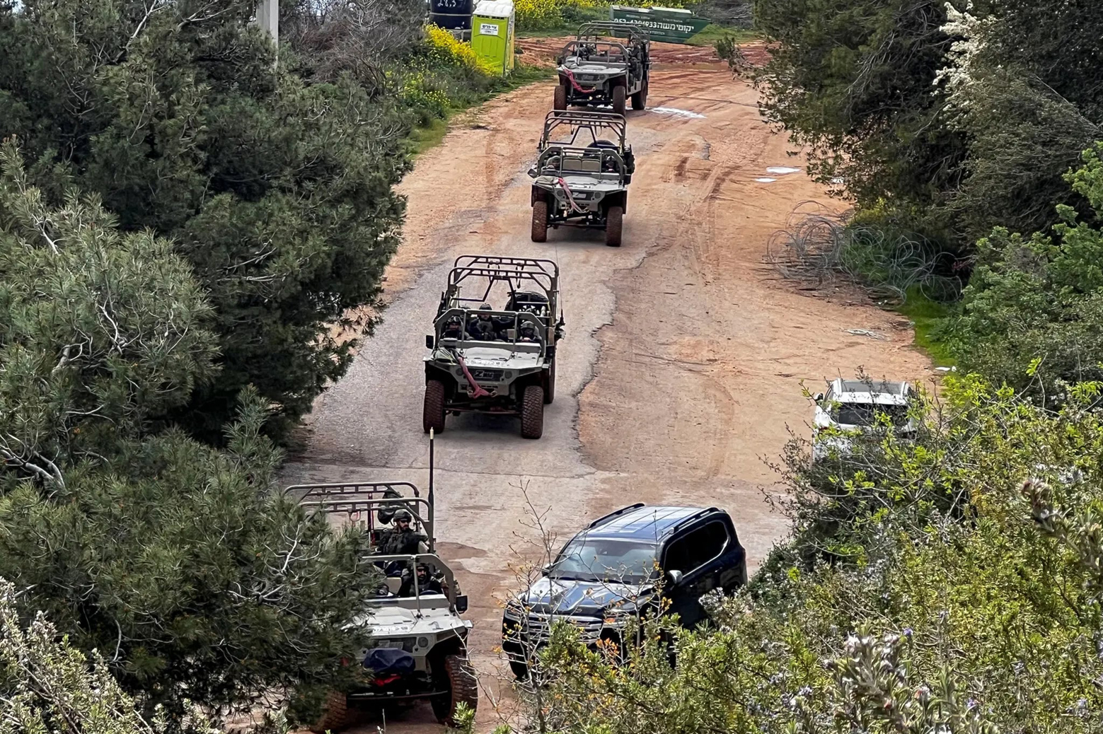 L'armée israélienne a lancé une opération terrestre dans le sud du Liban.