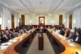 Lors du vote du projet de loi n° 01.24 par la commission de la justice, de la législation et des droits de l'Homme à la Chambre des conseillers, le 13 avril 2026.