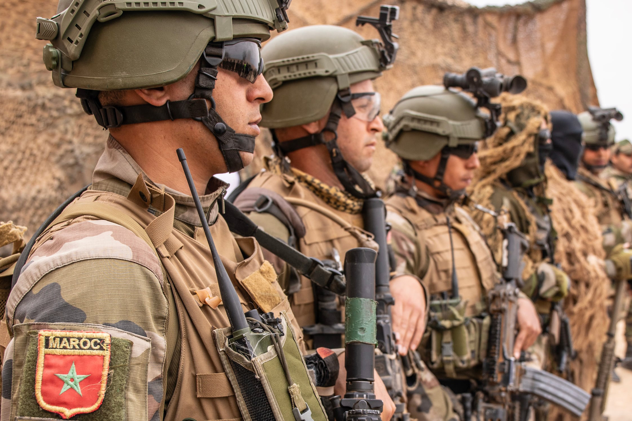 Des membres des Forces armées royales lors de la journée de clôture de l’exercice militaire African Lion à Tan-Tan, le 23 mai 2025.