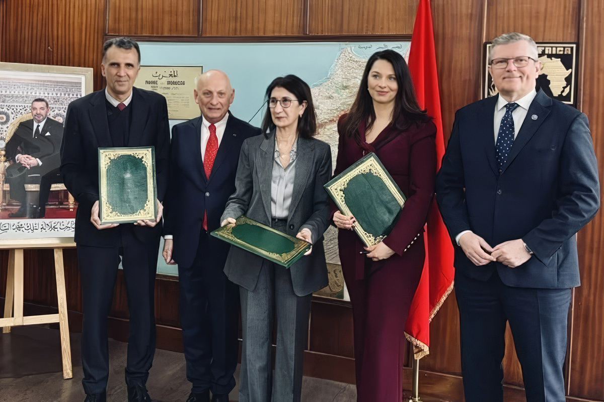 Lors de la signature du protocole d'accord entre KGHM, l'ONHYM et Managem pour une coopération dans le secteur des matières premières, notamment le cuivre, à Rabat, en mars 2026.