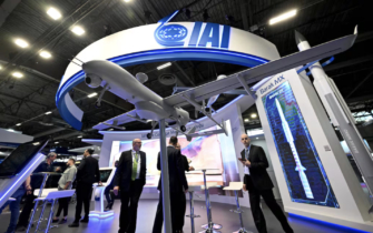 Le stand de la société israélienne de technologies de défense Israel Aerospace Industries (IAI) au salon Eurosatory en 2022.