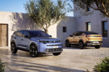Les deux futurs SUVs de Fiat, qui sortiront bientôt des chaînes de l'usine Stellantis de Kénitra.