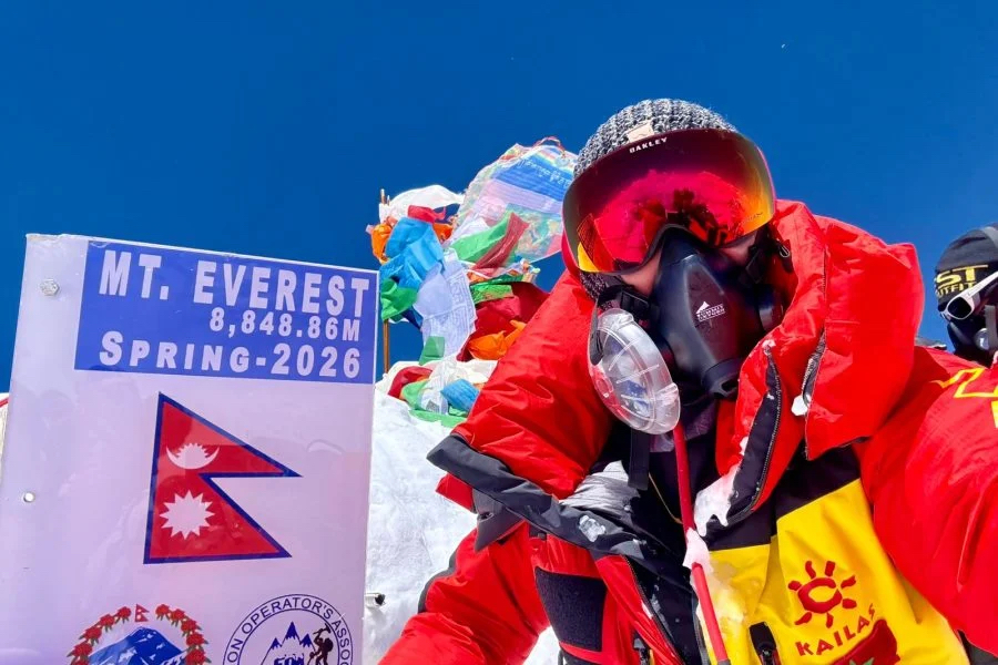 Hespress Français – Actualités du Maroc Sport Nawal Sfendla signe un exploit historique avec l’ascension de l’Everest et du Lhotse en une seule poussée