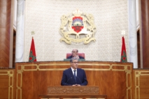 Le Chef du gouvernement, Aziz Akhannouch, lors de la séance mensuelle consacrée à la politique générale, mardi 30 juin 2026 à la Chambre des conseillers. Crédit : Chefferie du gouvernement
