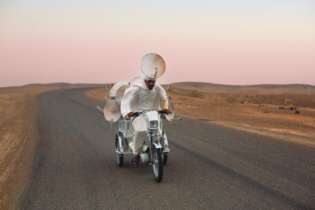 Hiba Baddou, « Paramobile I », 2025.