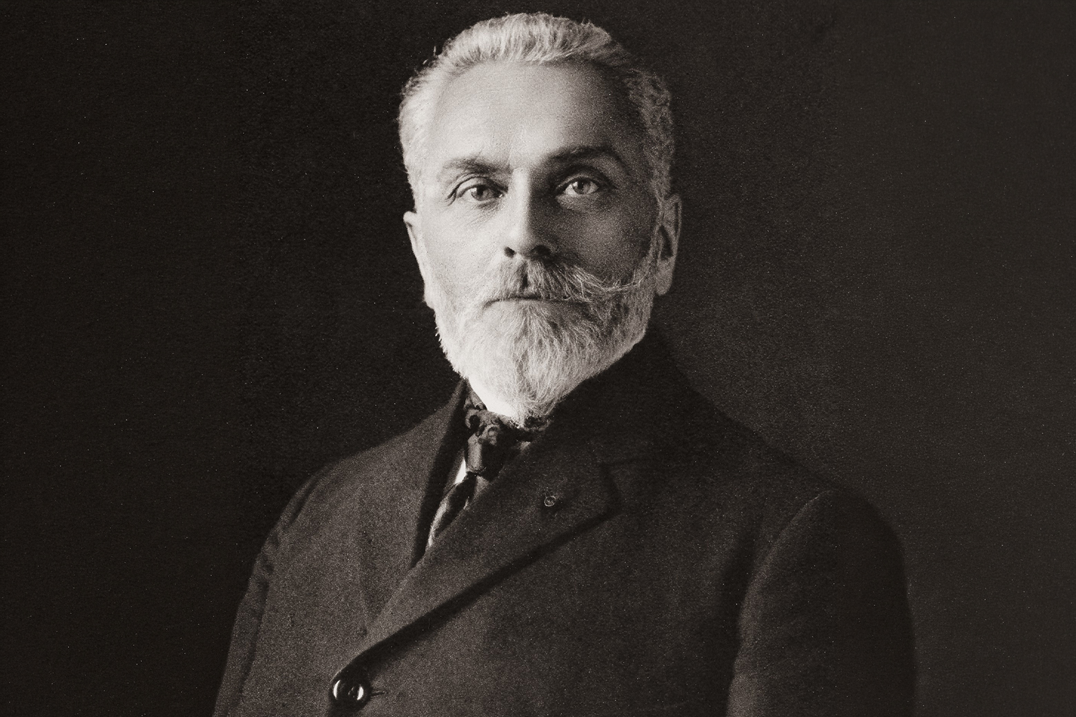 L'homme politique et voyageur français Victor Bérard en 1915.